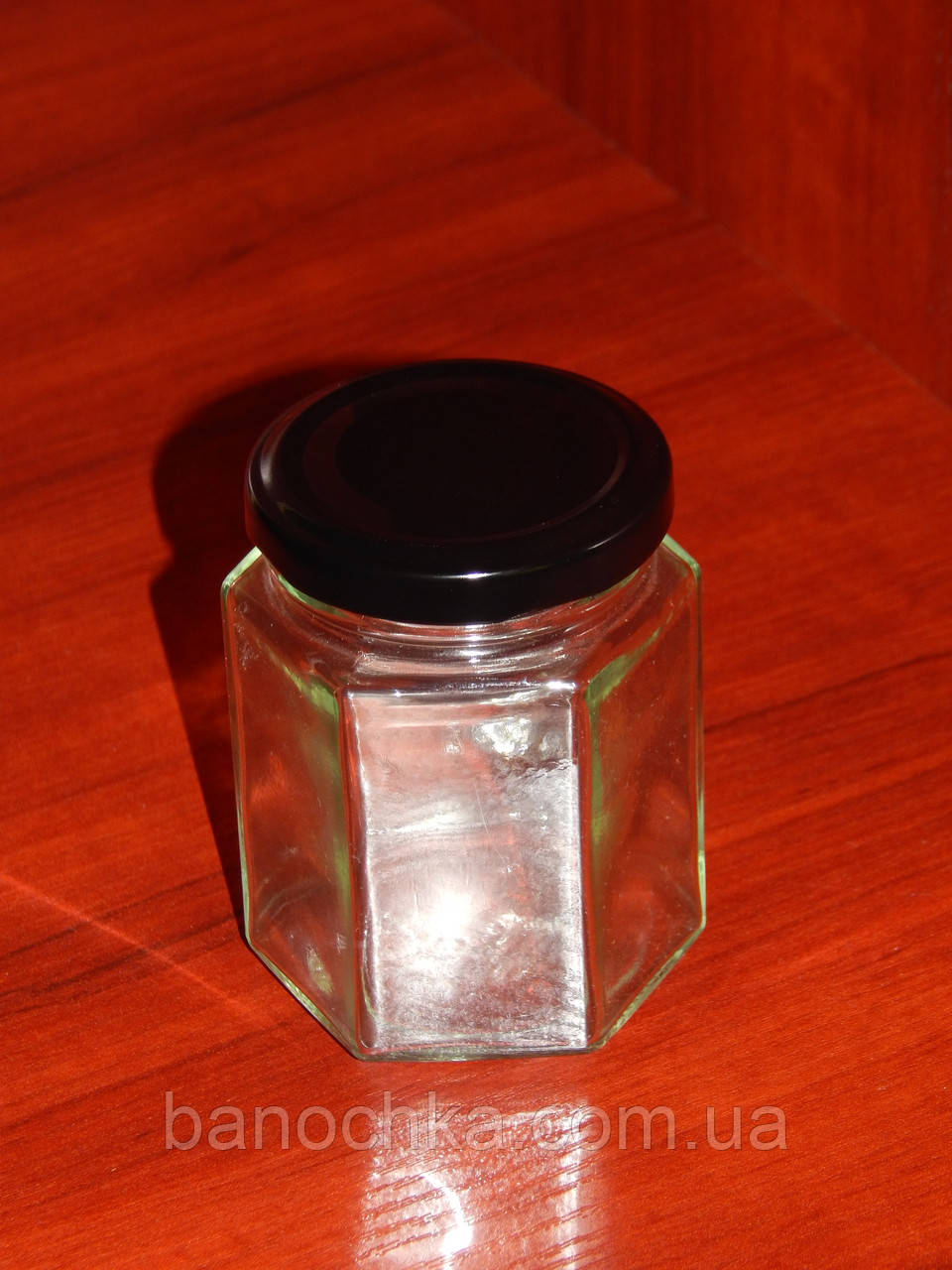 Кришка закаточна твіст-офф розмір 58 мм чорна