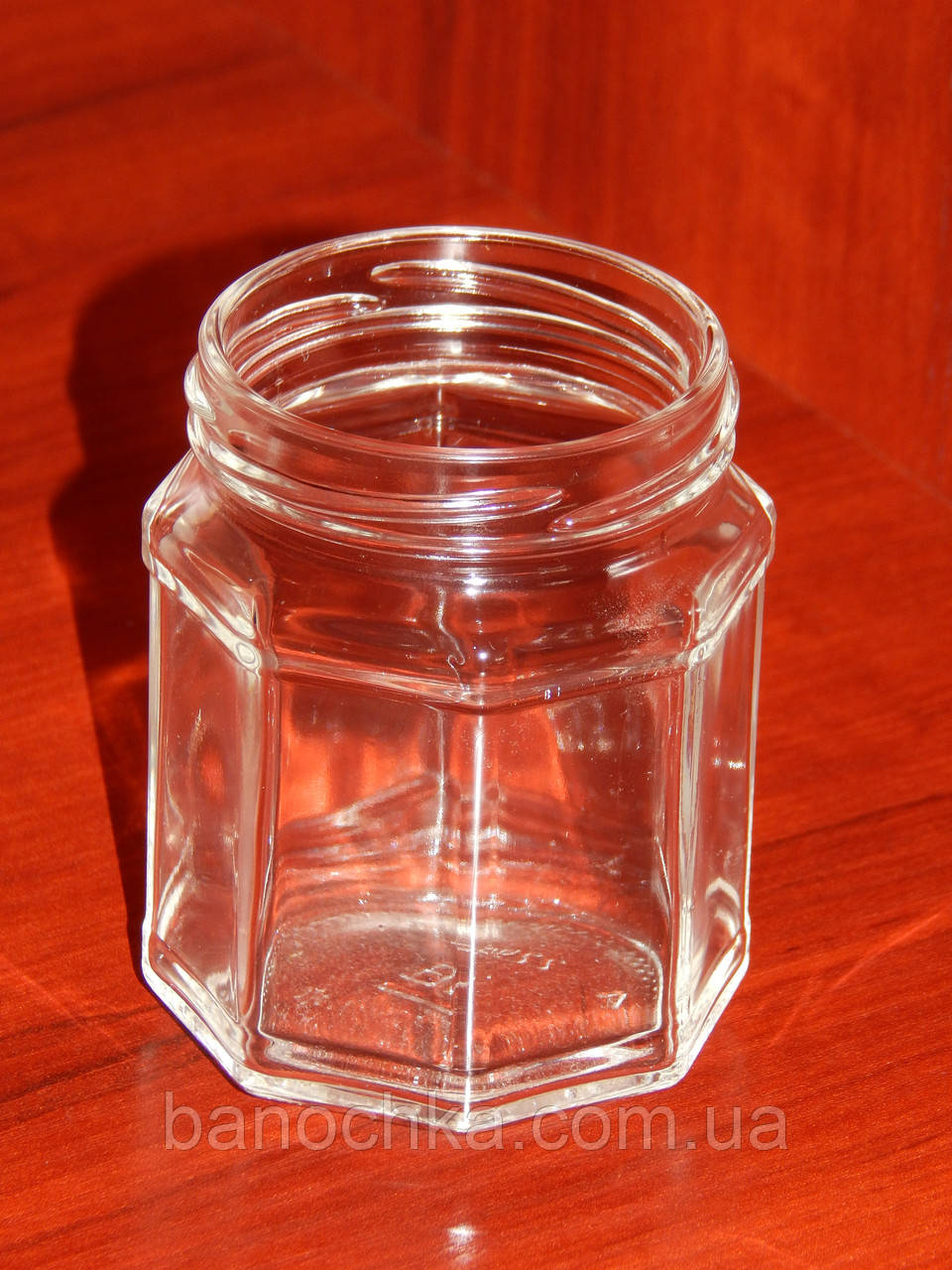 Банка скляна 229 мл з горловиною твіст 63 мм восьмигранна (24 штуки в упаковці)